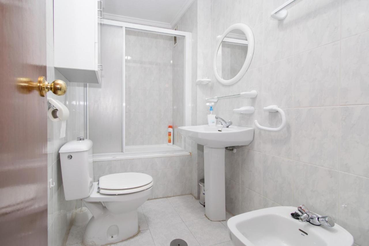 016 Happiness Apartment - Alicante Holiday Torrevieja Buitenkant foto