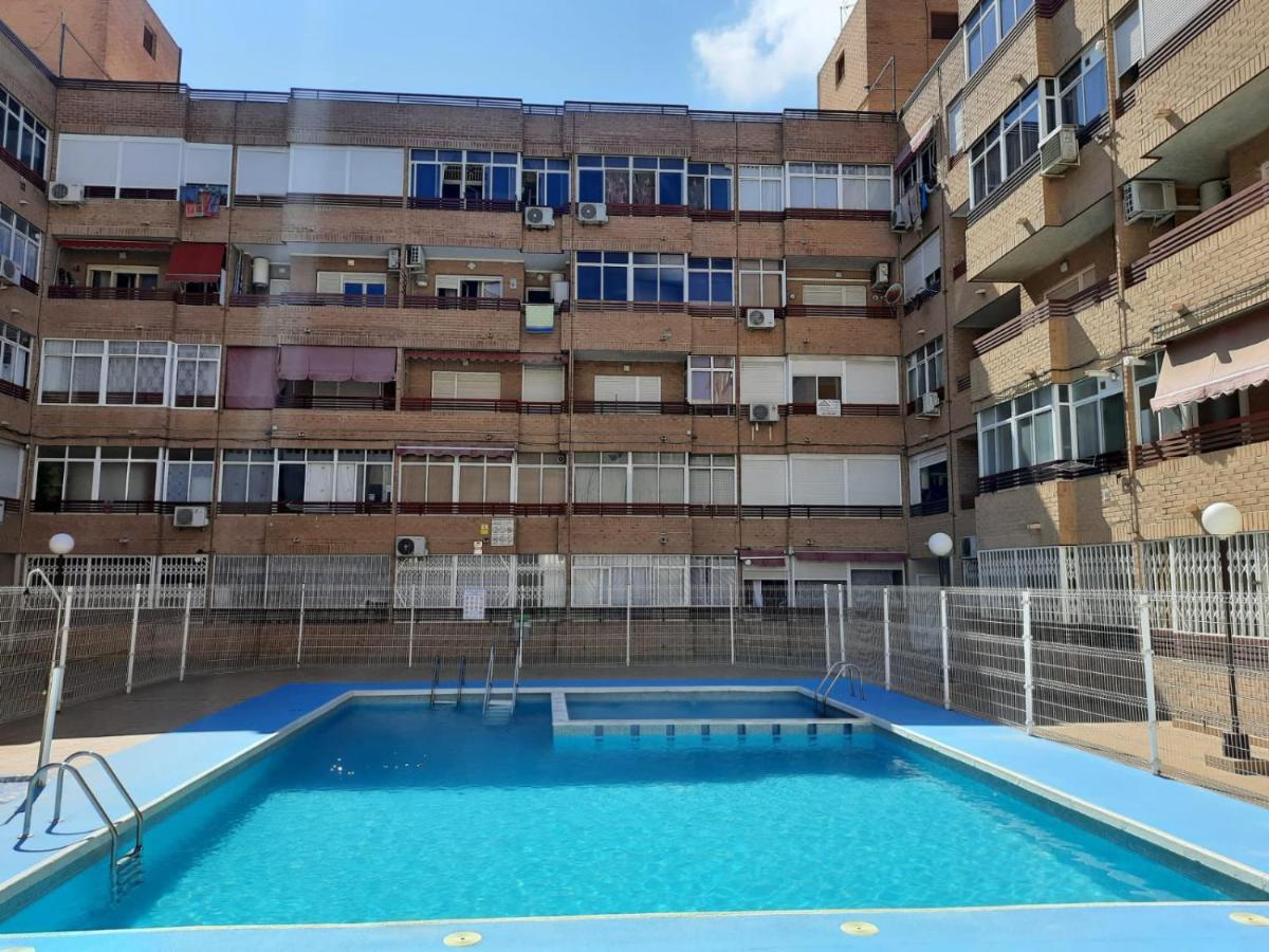 016 Happiness Apartment - Alicante Holiday Torrevieja Buitenkant foto