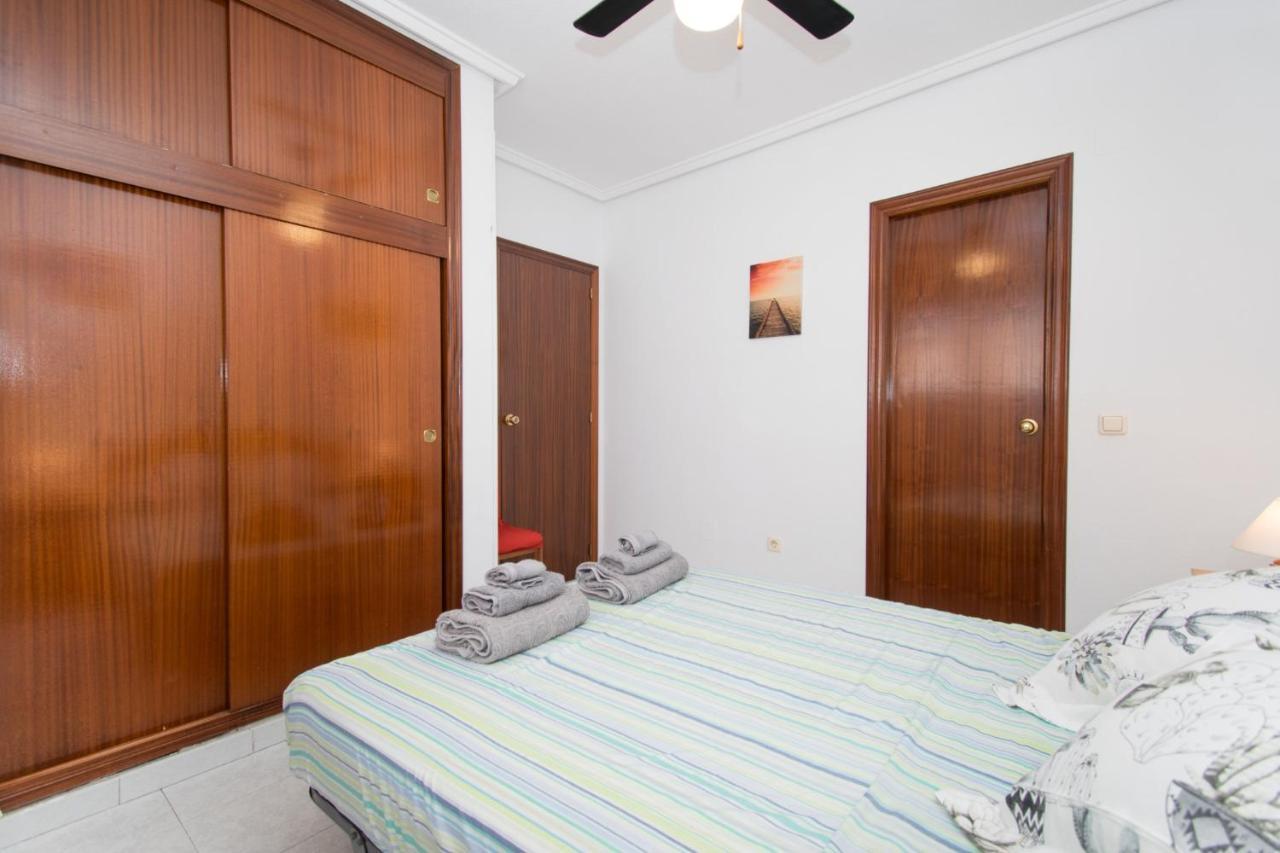 016 Happiness Apartment - Alicante Holiday Torrevieja Buitenkant foto